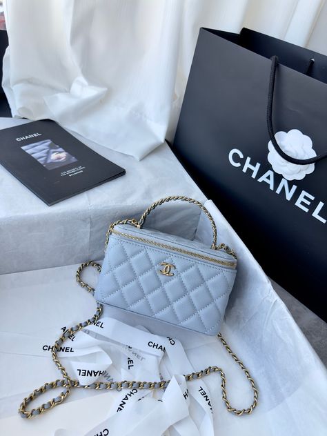Sac Chanel Sac Chanel Vanity Bleu Clair