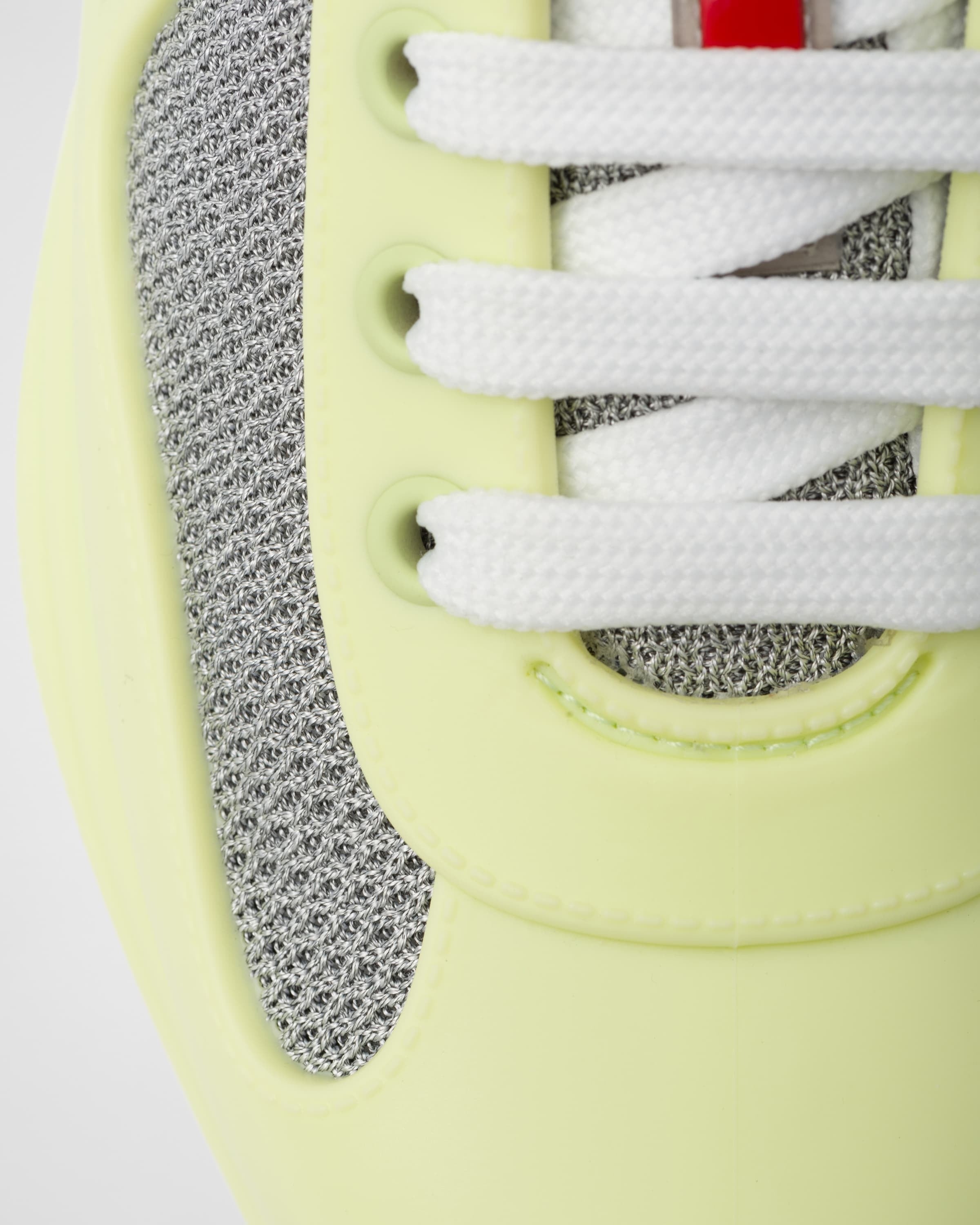 Prada America’s Cup en Gomme Jaune