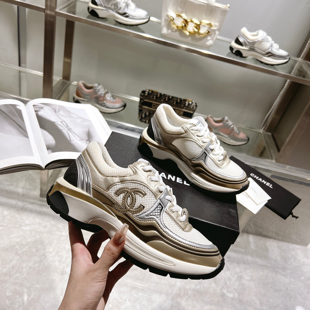 Chanel CC Runner Gold Laminé