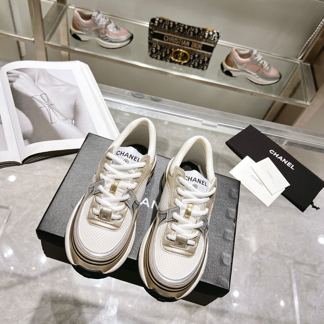 Chanel CC Runner Gold Laminé