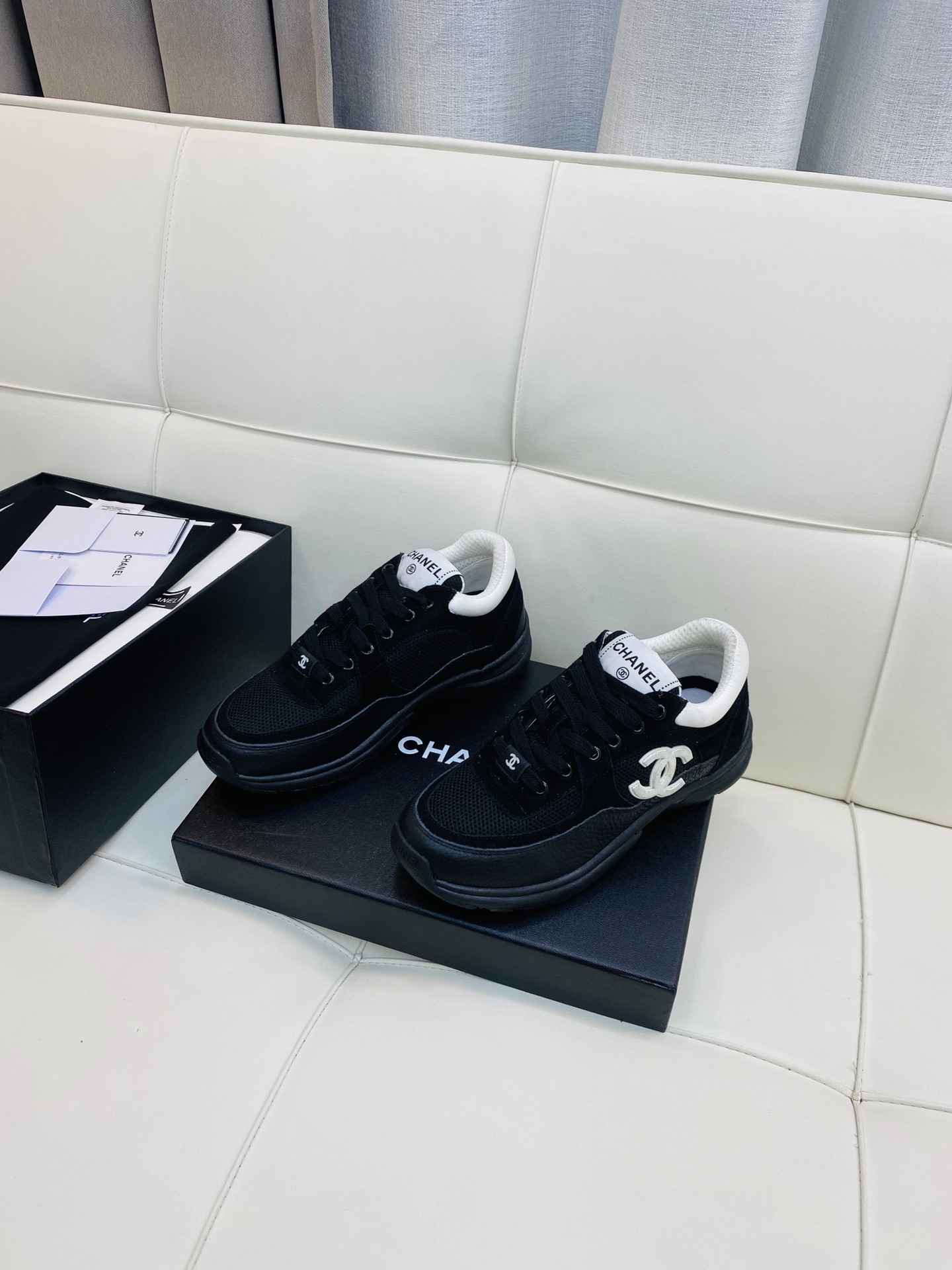 Chanel CC Runner Black/White