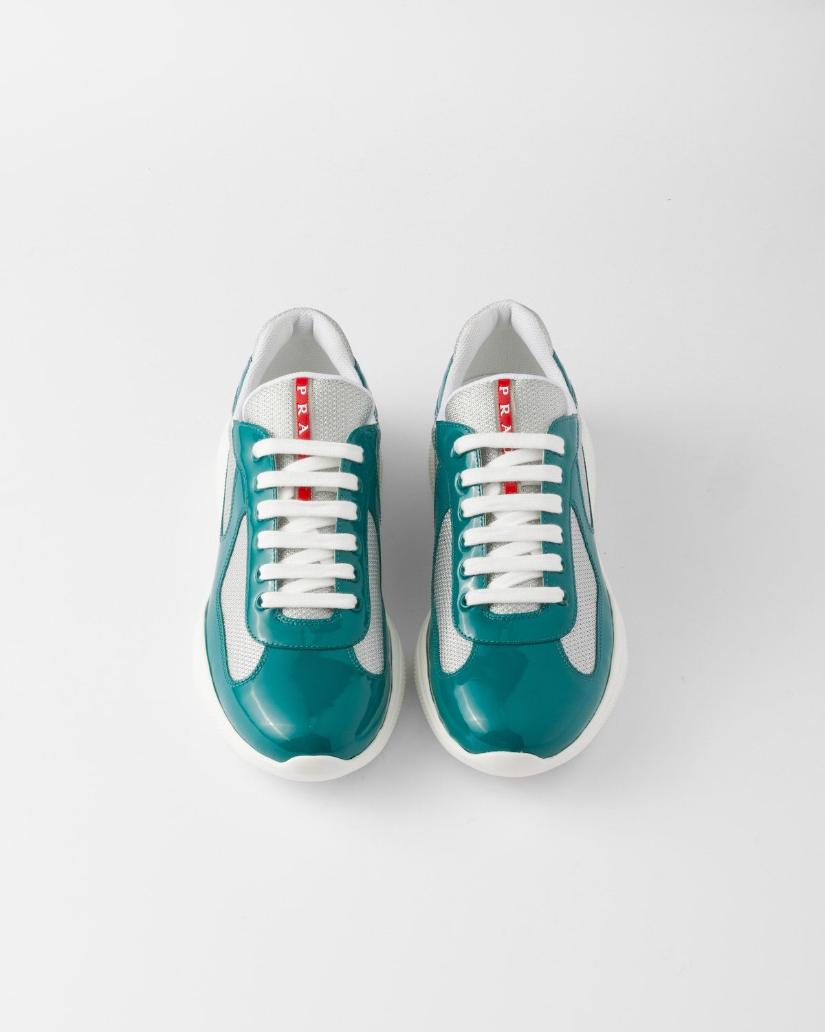 Prada America’s Cup Bleu lagon