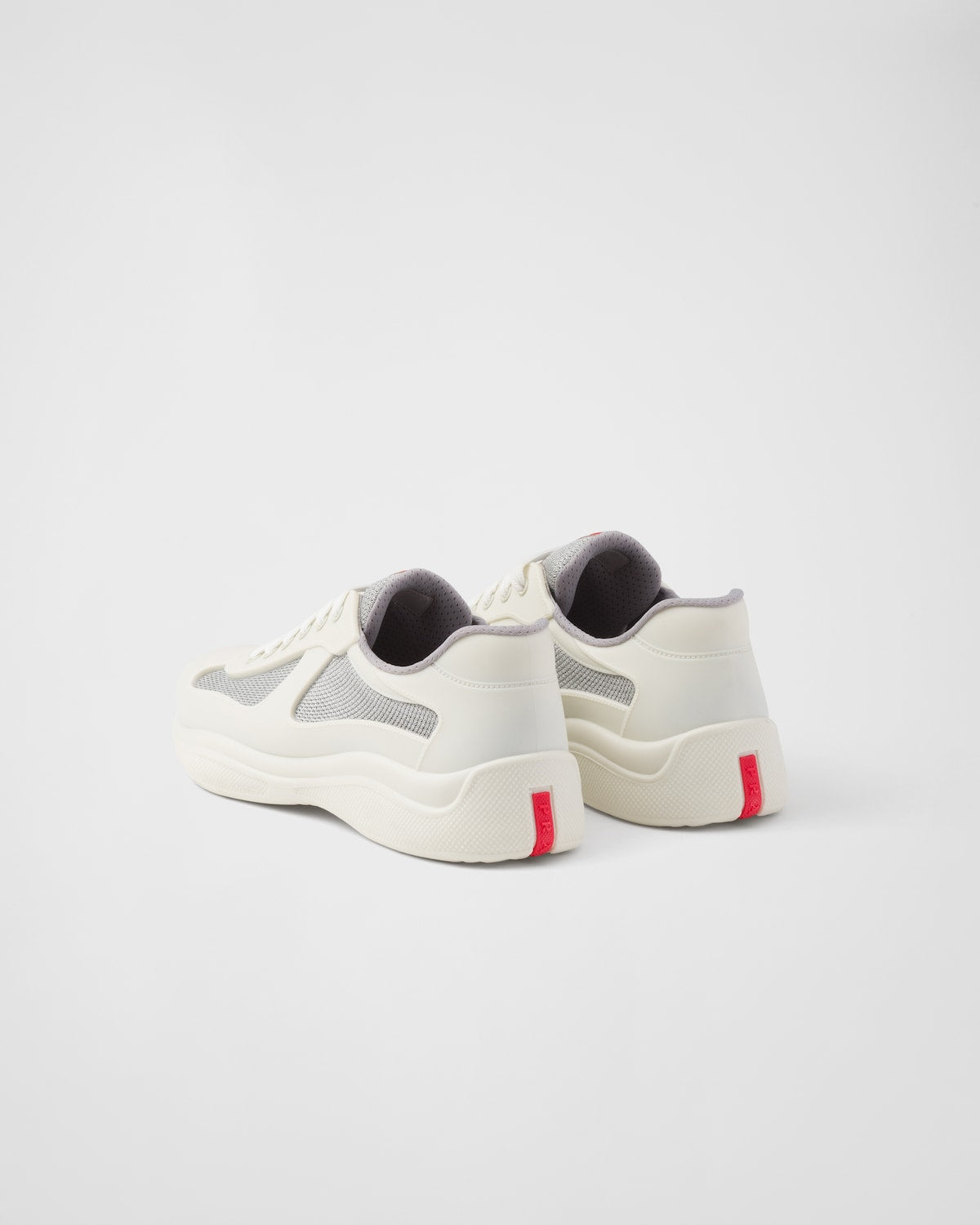 Prada America’s Cup en Gomme Crème