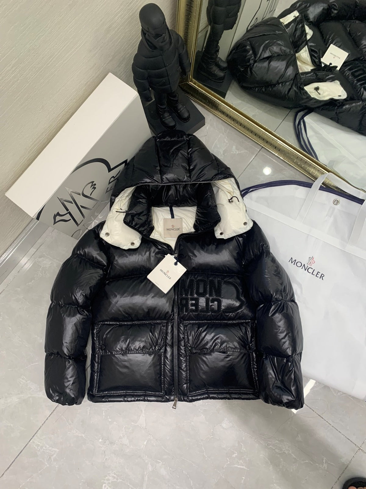 Doudoune Moncler Abbaye Noire