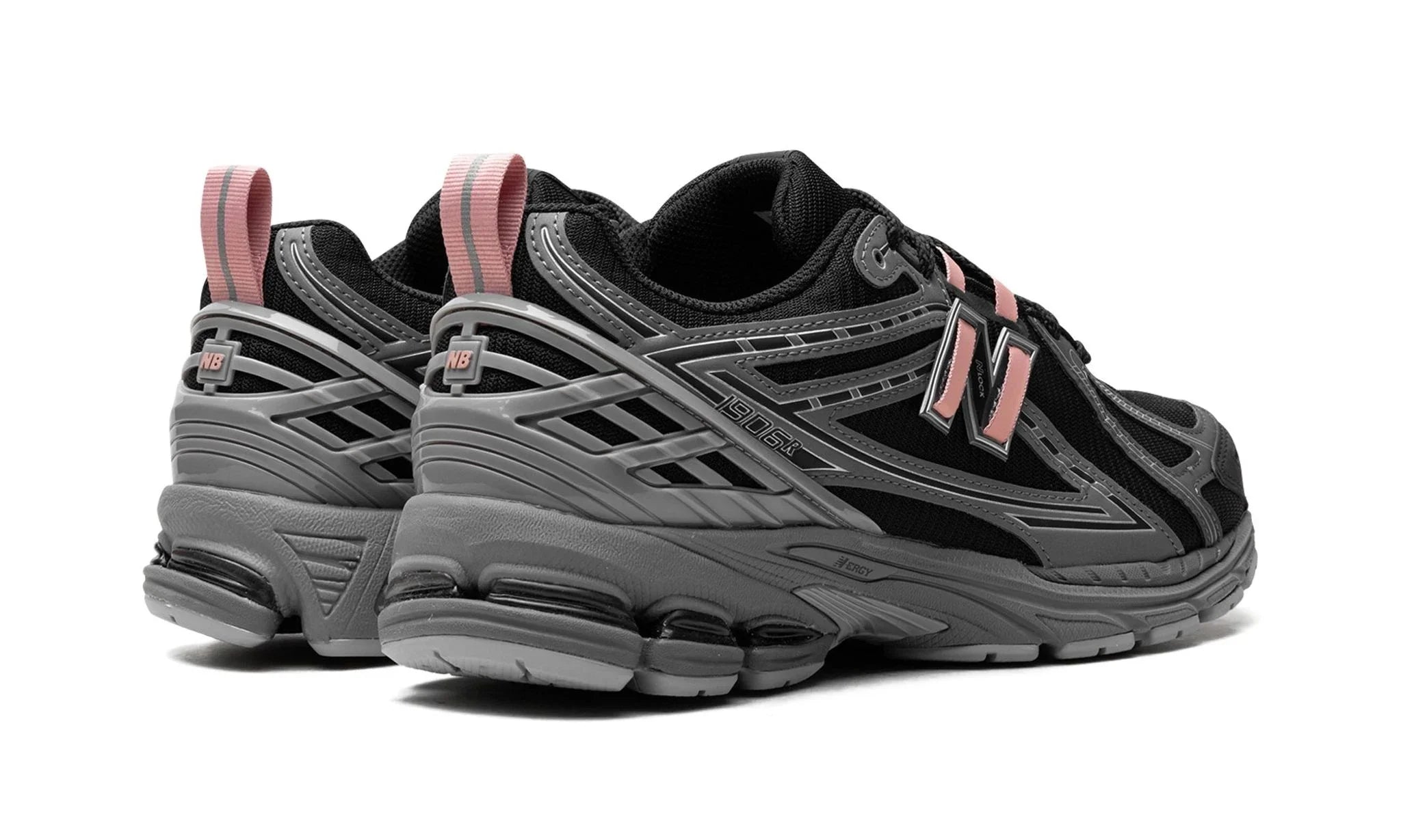 New Balance 1906R Black Pink Moon