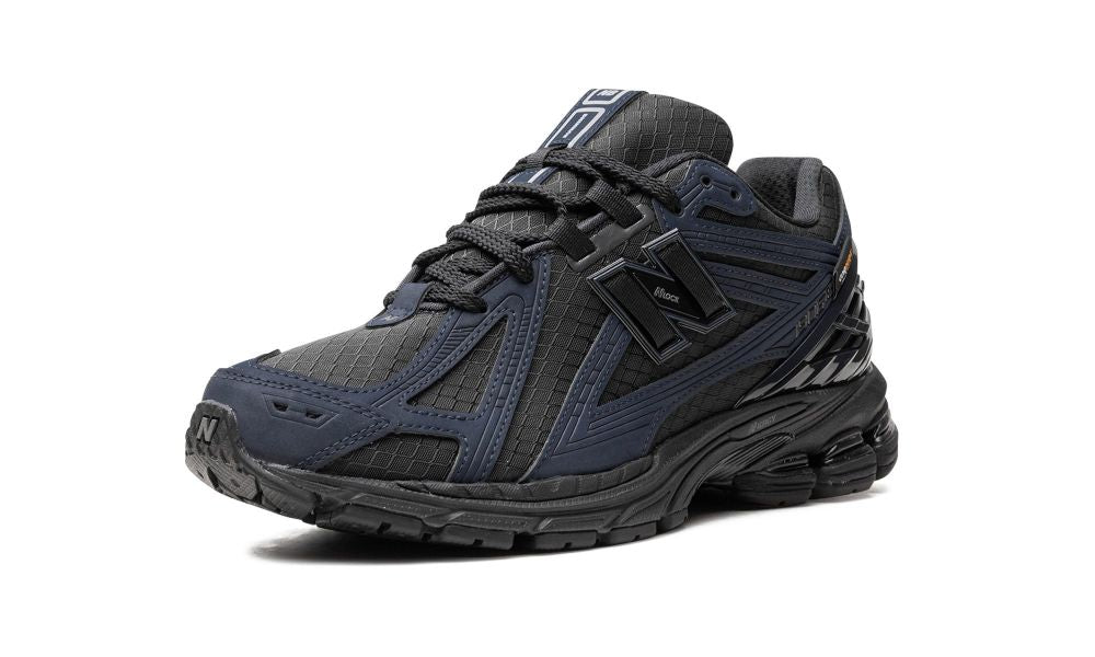 New Balance 1906R Cordura Outerspace